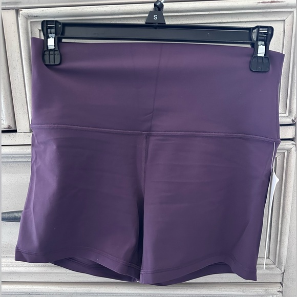 NWT lululemon Align Short 4” - Picture 4 of 8